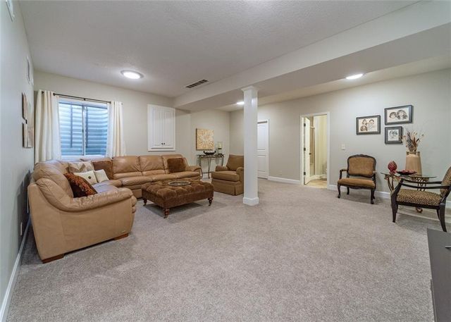 16910 S BRADLEY Drive, Olathe, KS 66062