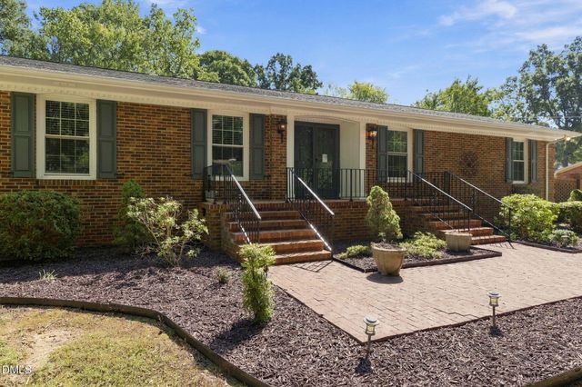 1409 Rockwood Avenue, Burlington, NC 27215