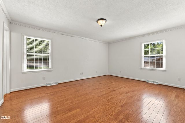 1409 Rockwood Avenue, Burlington, NC 27215
