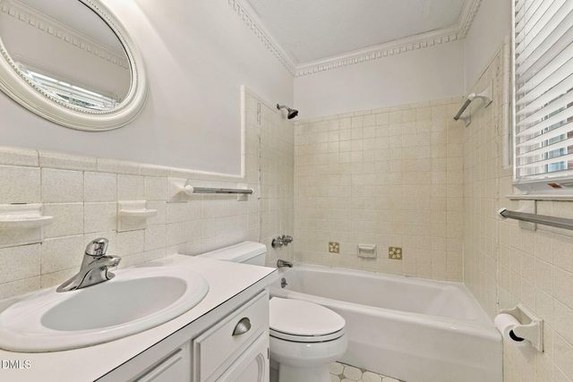 1409 Rockwood Avenue, Burlington, NC 27215