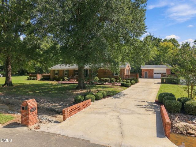 1409 Rockwood Avenue, Burlington, NC 27215