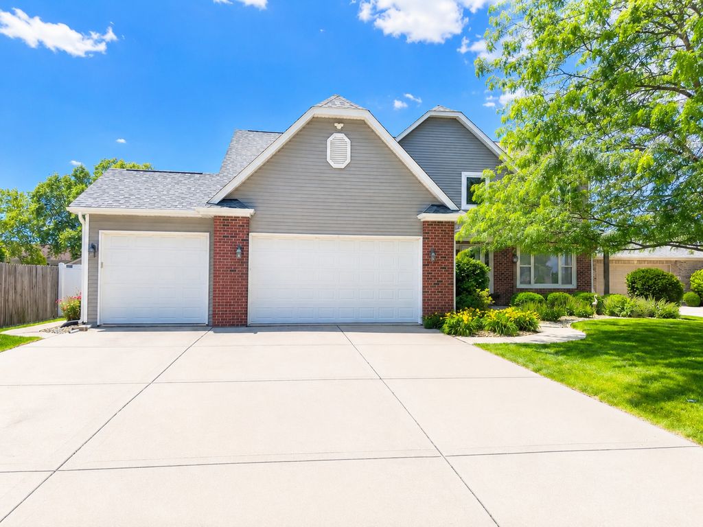 1682 Bridle Court, Bourbonnais, IL 60914