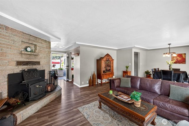 7252 14th Avenue NE, Olympia, WA 98516