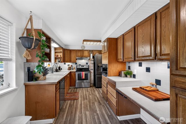 7252 14th Avenue NE, Olympia, WA 98516