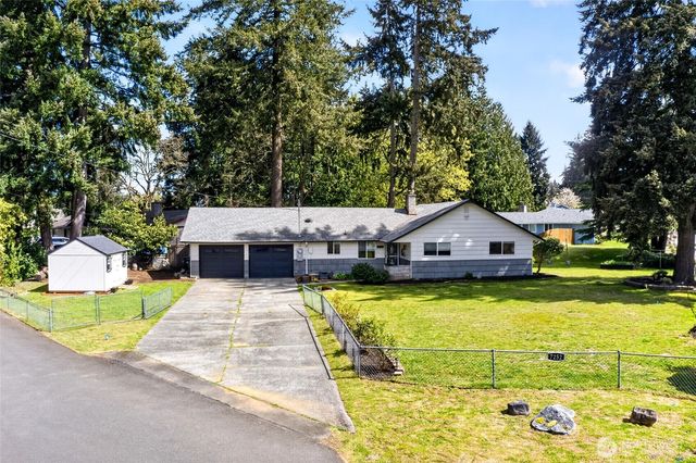 7252 14th Avenue NE, Olympia, WA 98516