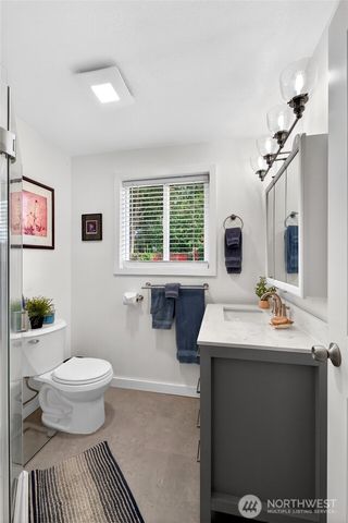 7252 14th Avenue NE, Olympia, WA 98516