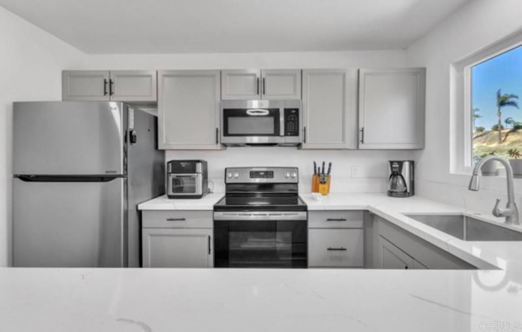 1679 Pentecost Way 6, San Diego, CA 92105 — photo 3