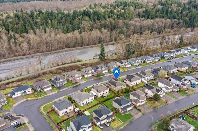 1515 Daffodil Avenue NE, Orting, WA 98360