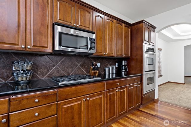 1515 Daffodil Avenue NE, Orting, WA 98360