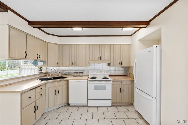 113 Genesee Street, Lenox, NY 13032