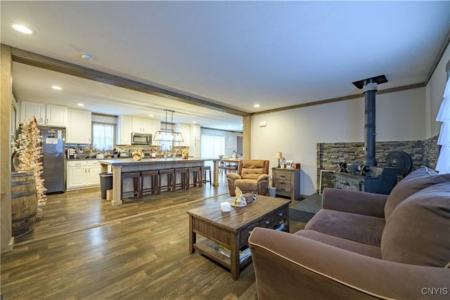 51 Pangborn Road, Hastings, NY 13036