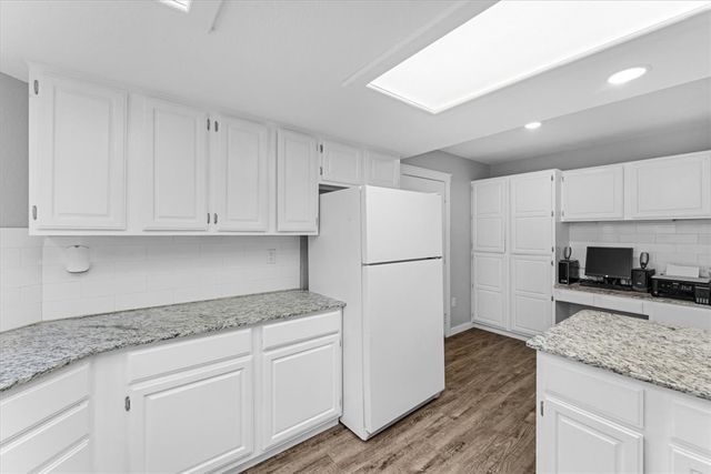 825 Mockingbird Lane, Gentry, AR 72734