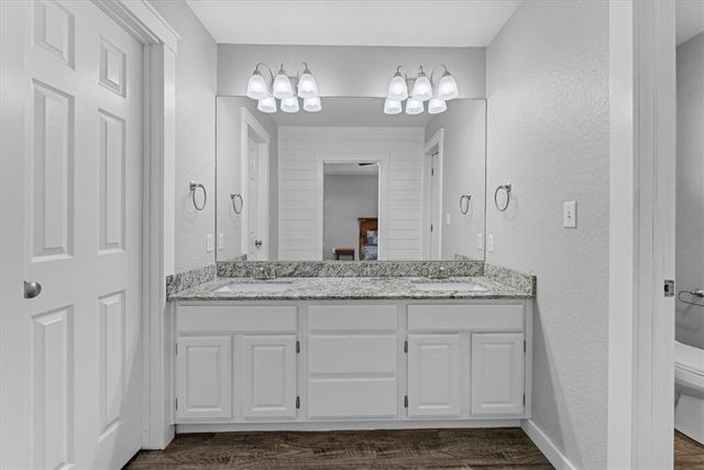 825 Mockingbird Lane, Gentry, AR 72734