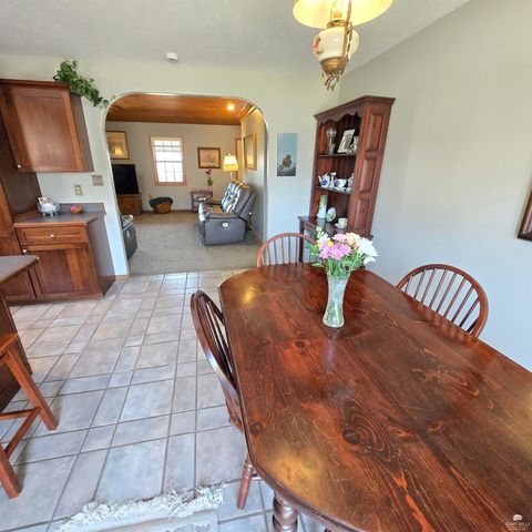 2141 Emery Lane, Abilene, KS 67410