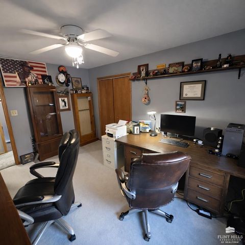 2141 Emery Lane, Abilene, KS 67410