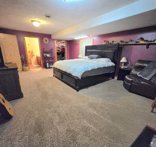 2141 Emery Lane, Abilene, KS 67410