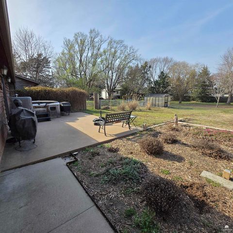 2141 Emery Lane, Abilene, KS 67410