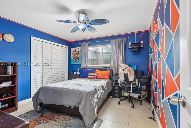 8835 NW 27th St, Coral Springs, FL 33065