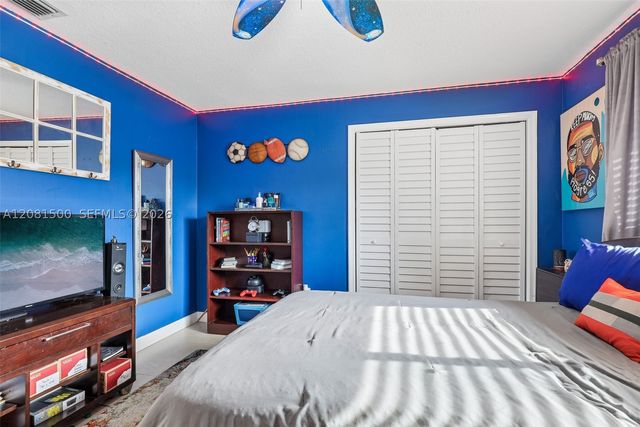 8835 NW 27th St, Coral Springs, FL 33065