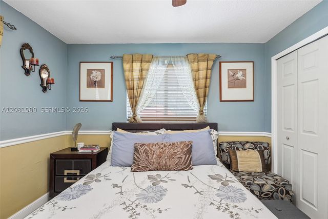 8835 NW 27th St, Coral Springs, FL 33065