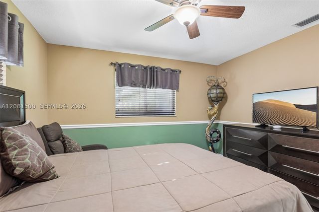 8835 NW 27th St, Coral Springs, FL 33065