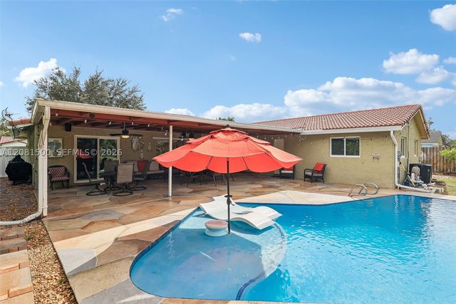 8835 NW 27th St, Coral Springs, FL 33065