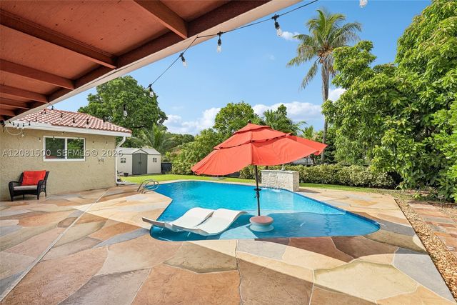 8835 NW 27th St, Coral Springs, FL 33065