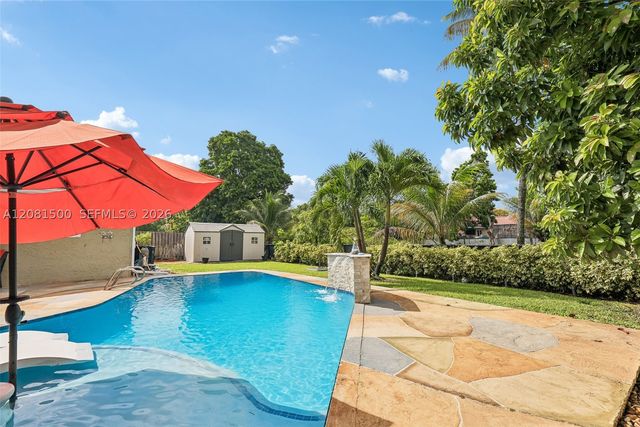 8835 NW 27th St, Coral Springs, FL 33065