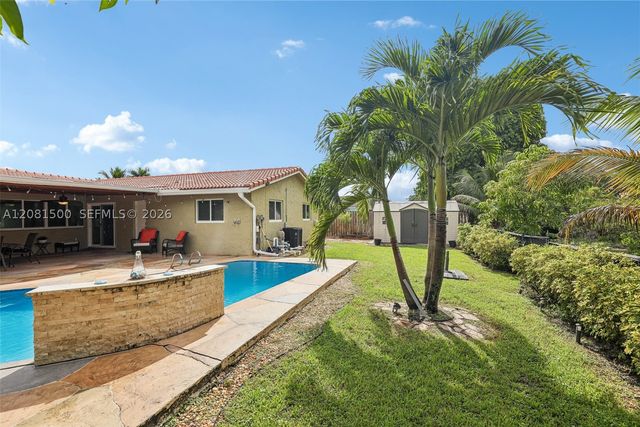 8835 NW 27th St, Coral Springs, FL 33065