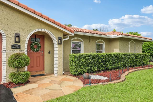 8835 NW 27th St, Coral Springs, FL 33065