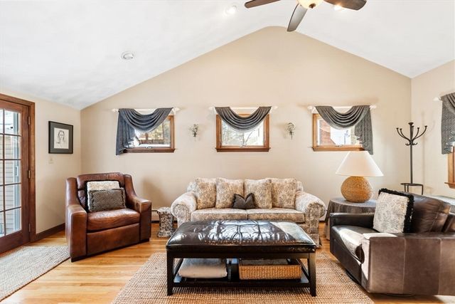 21 Marcia Rd, Wilmington, MA 01887