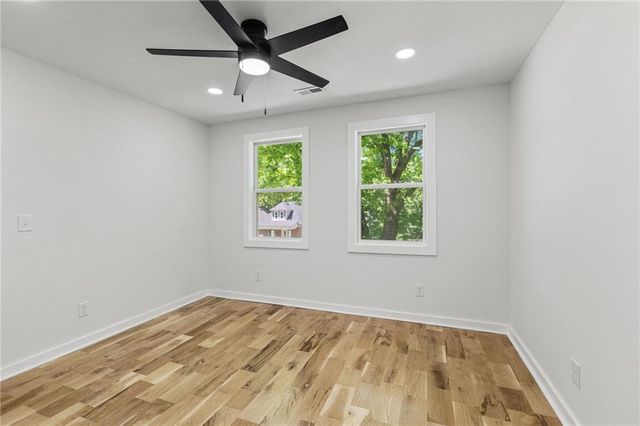 2515 Askew Avenue, Kansas City, MO 64127