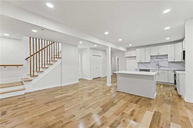 2515 Askew Avenue, Kansas City, MO 64127
