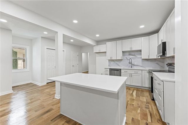 2515 Askew Avenue, Kansas City, MO 64127