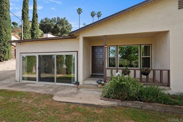 1071 Washington Heights Place, El Cajon, CA 92019