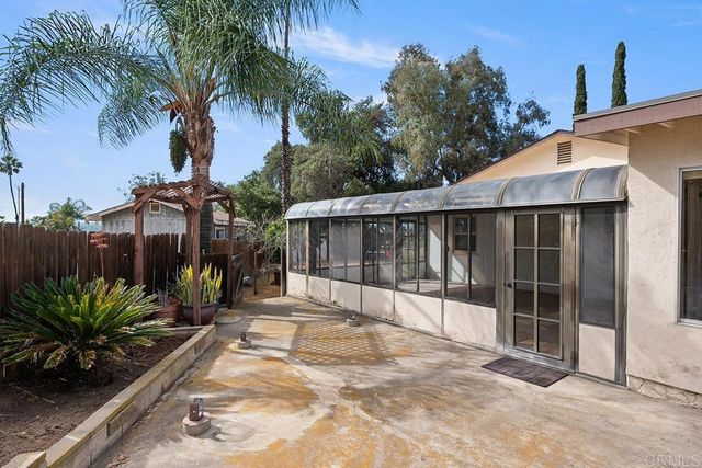 1071 Washington Heights Place, El Cajon, CA 92019