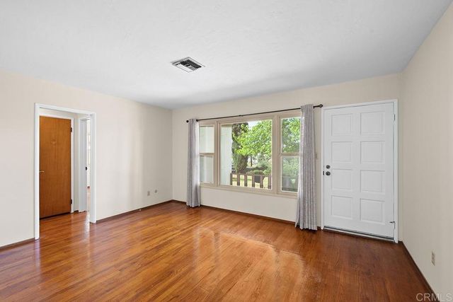 1071 Washington Heights Place, El Cajon, CA 92019