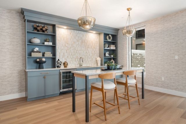 40 Soldiers Field Place 302, Boston, MA 02135