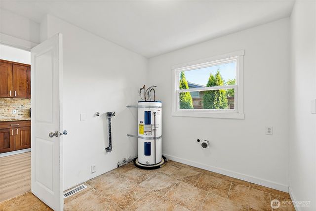 912 E 51st Street, Tacoma, WA 98404