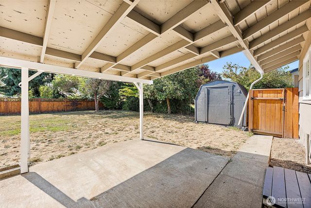 912 E 51st Street, Tacoma, WA 98404