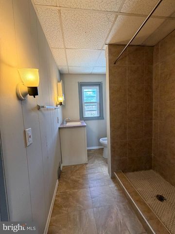 916 BUTLER ST, Chester, PA 19013