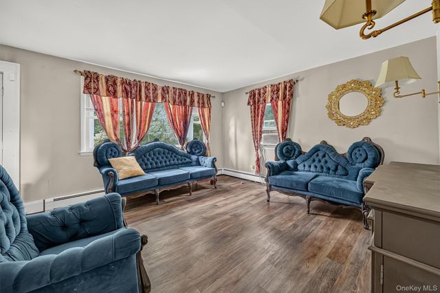 206 Lafayette Avenue, Cortlandt Manor, NY 10567