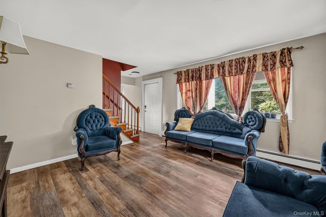 206 Lafayette Avenue, Cortlandt Manor, NY 10567