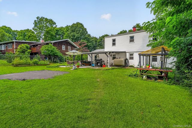 206 Lafayette Avenue, Cortlandt Manor, NY 10567