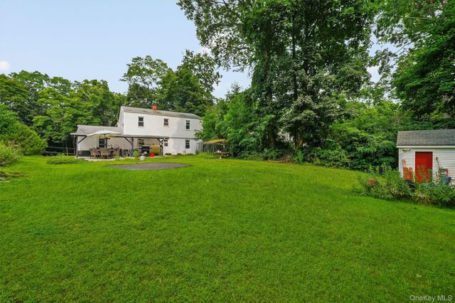 206 Lafayette Avenue, Cortlandt Manor, NY 10567