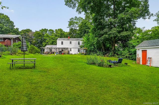 206 Lafayette Avenue, Cortlandt Manor, NY 10567