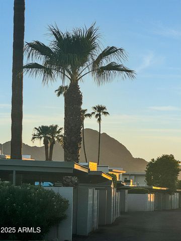 8238 E KEIM Drive, Scottsdale, AZ 85250