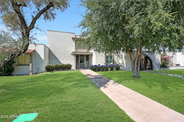 8238 E KEIM Drive, Scottsdale, AZ 85250