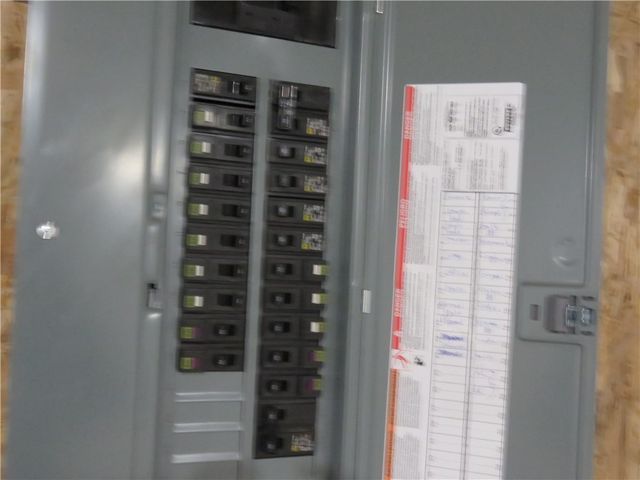 281 Collamer Rd, Parma, NY 14468