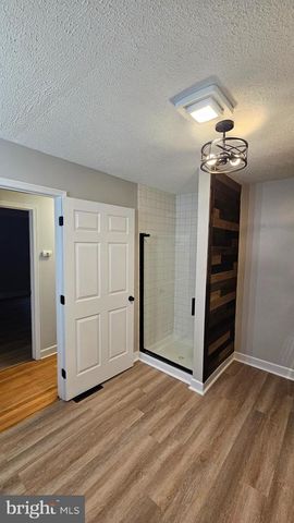 168 PIONEER TRL, Great Cacapon, WV 25422